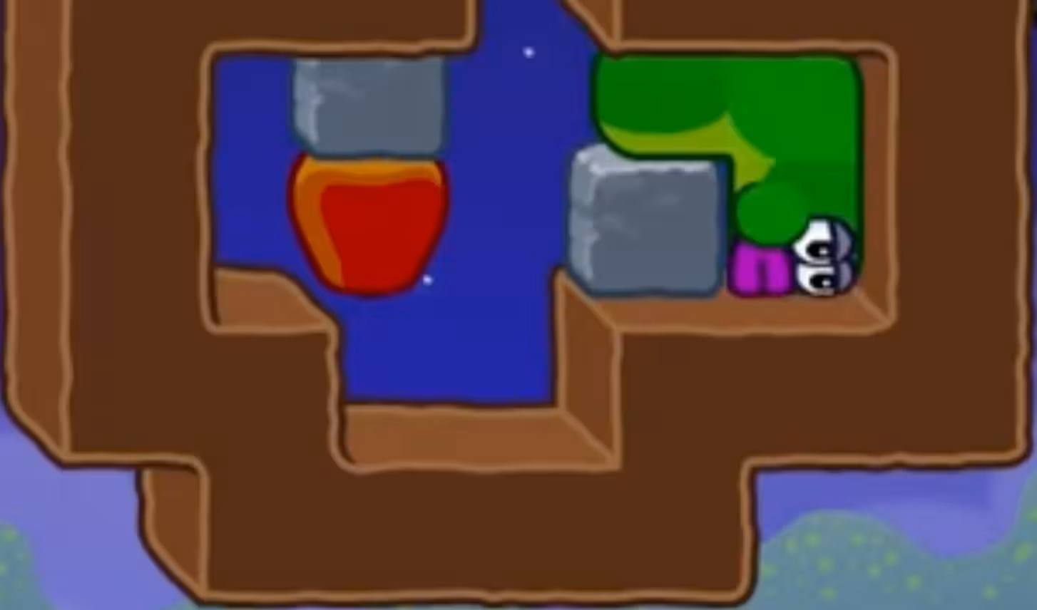Apple Worm Level 18 Step 3: Move right until you are on the right side of the stone block